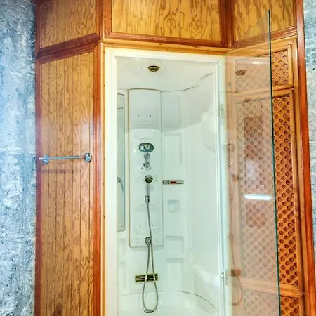 3 Bedrooms House With Sauna Enclosed Garden And Wifi At 4 Km Away From The Beach Prázdninový dům *