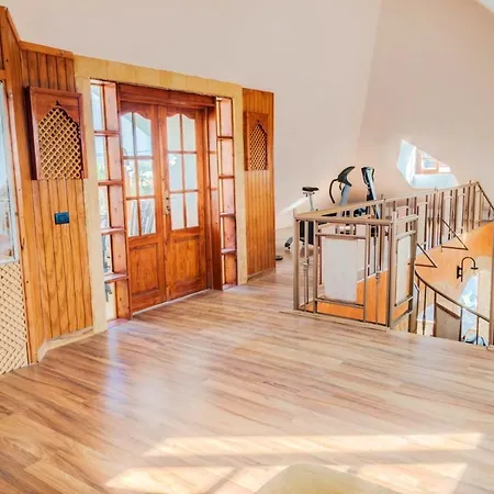 3 Bedrooms House With Sauna Enclosed Garden And Wifi At 4 Km Away From The Beach 度假居