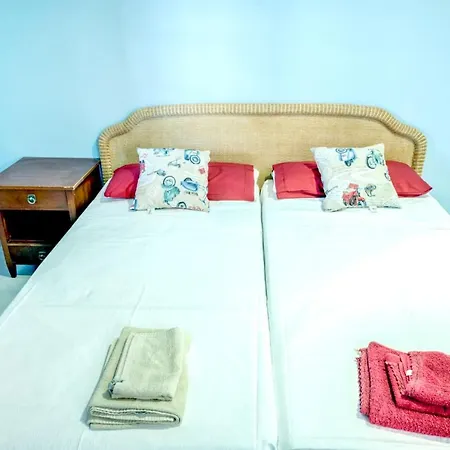 度假居 3 Bedrooms House With Sauna Enclosed Garden And Wifi At 4 Km Away From The Beach